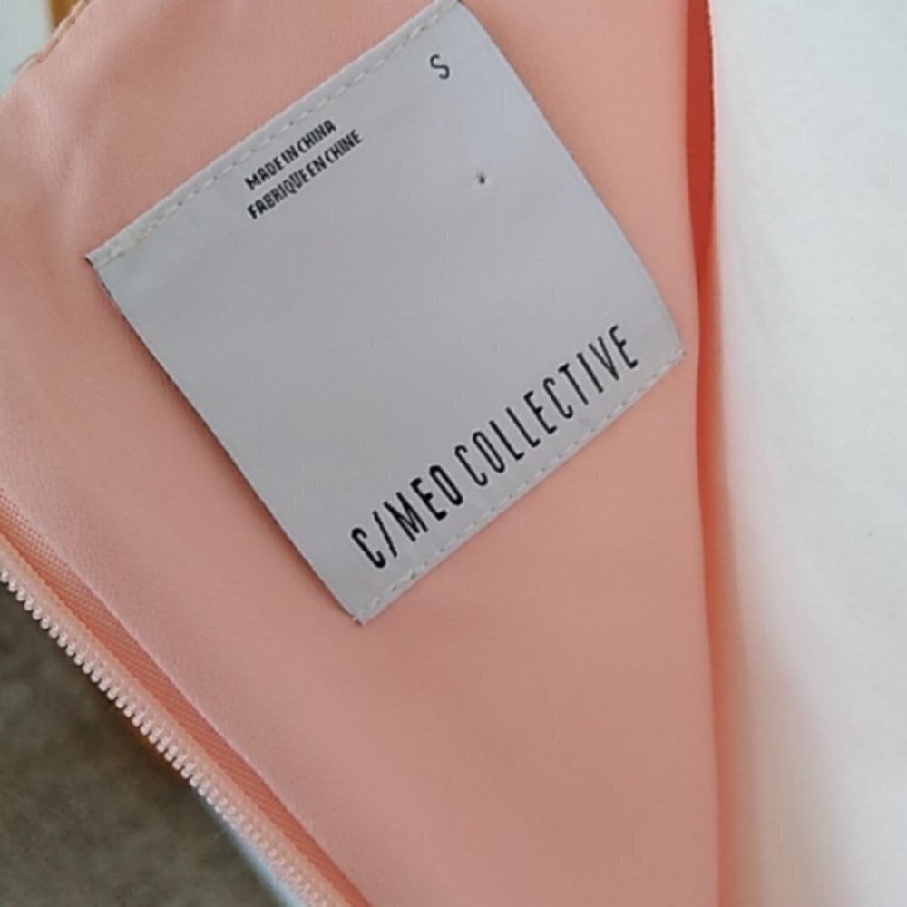 C/MEO Collective Perfect Lie Top in Peach/Pink - Picture 14 of 16